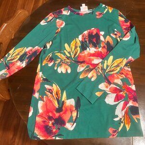 NWOT LuLaRoe Sharon Shirt XS